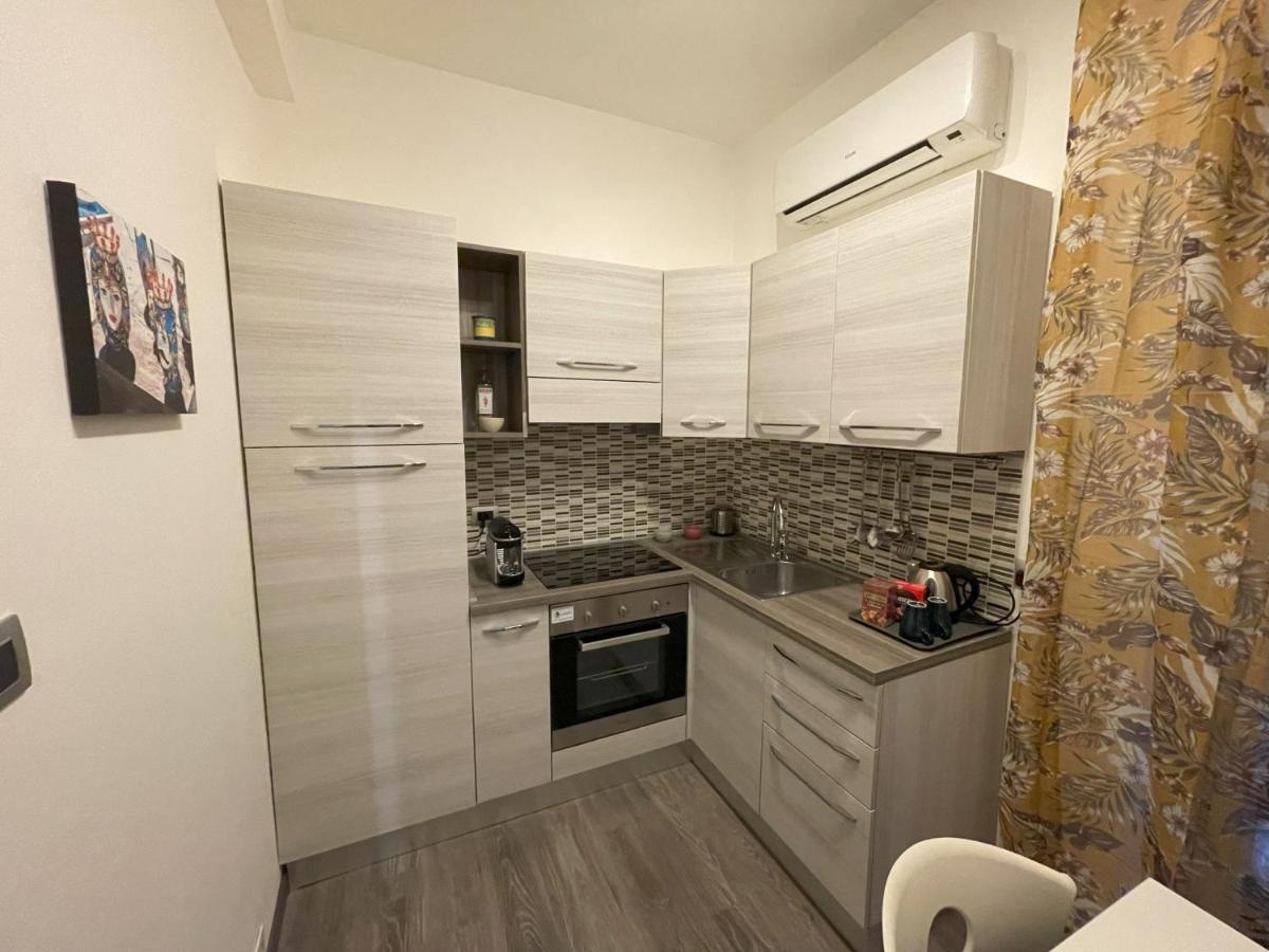 Dr House Apartment Catania-Fontanarossai nemzetközi repülőtér Kültér fotó