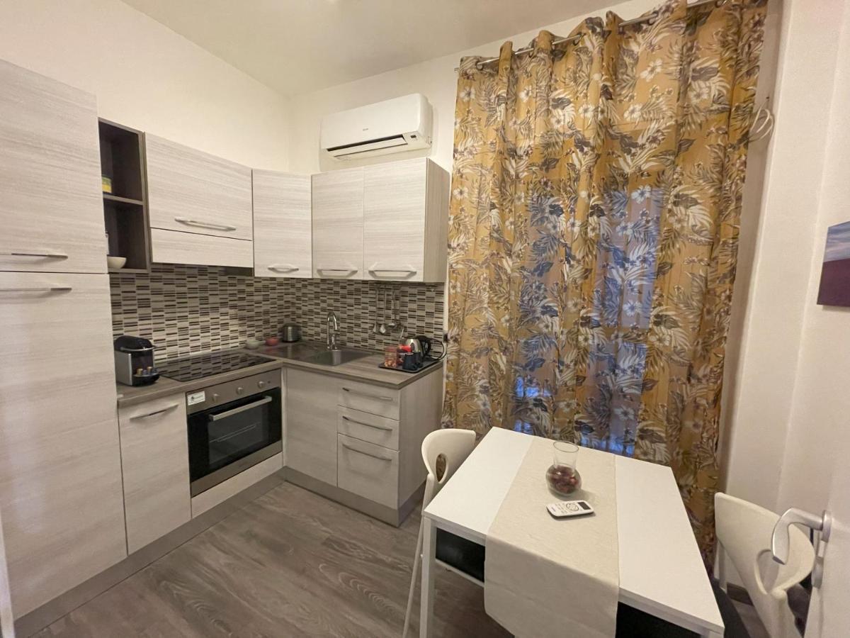 Dr House Apartment Catania-Fontanarossai nemzetközi repülőtér Kültér fotó