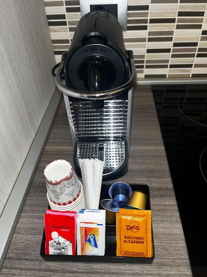Dr House Apartment Catania-Fontanarossai nemzetközi repülőtér Kültér fotó